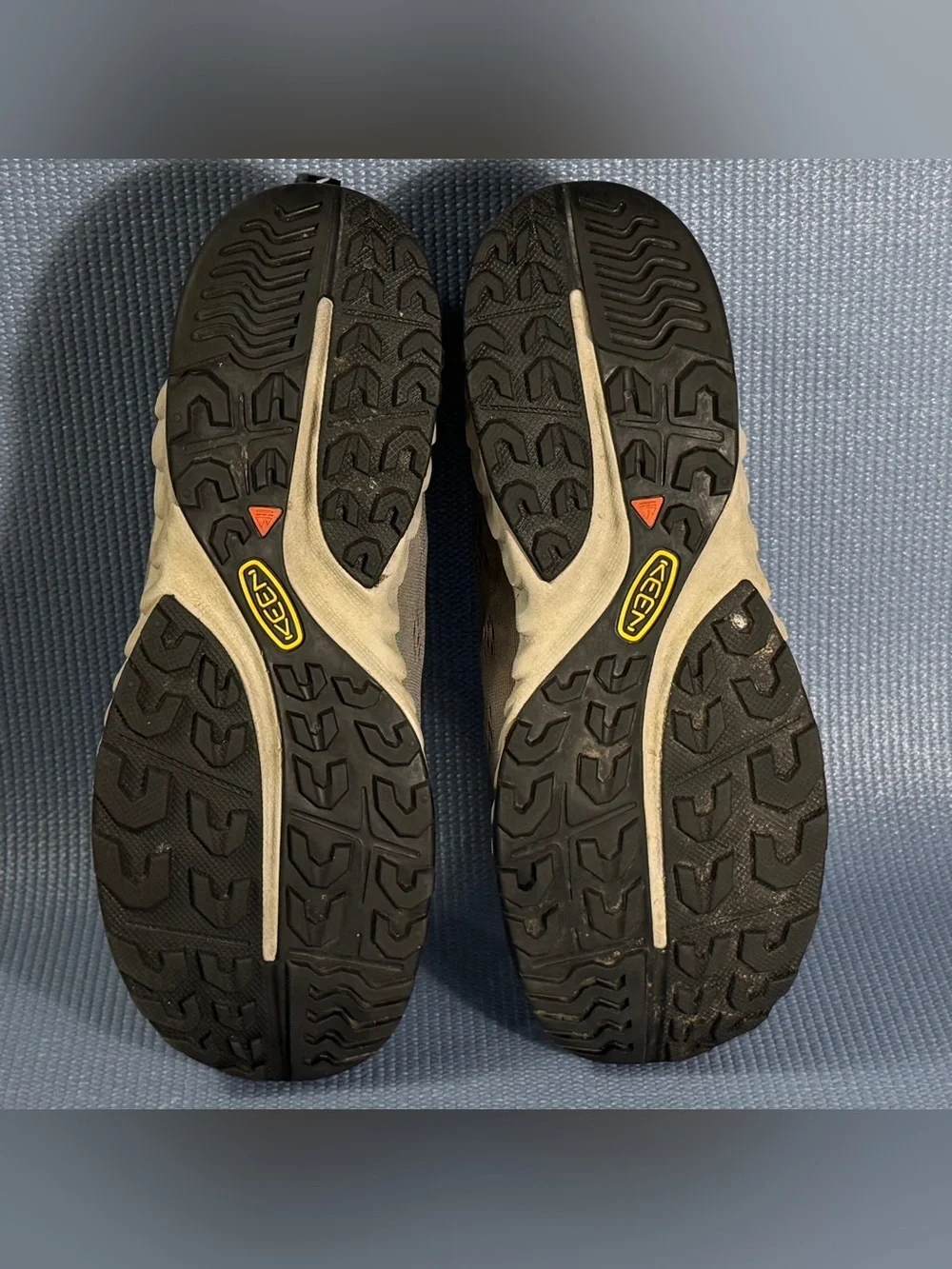 KEEN Men’s NXIS Speed Hiking Low Gray Athletic Shoes Size 11